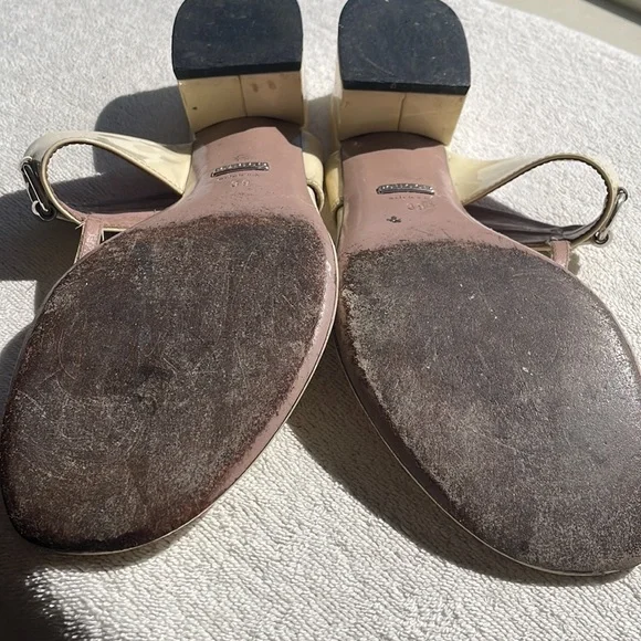 COPY - Gucci sandals off whites size 39 low heels - Picture 5 of 5